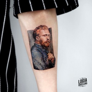tatuaje_brazo_vangogh_microrealism_logia_barcelona_mumi_ink 